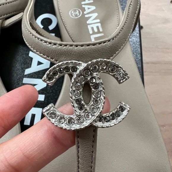 Chanel Lambskin Crystal CC Thong Sandals, Size 36 - Picture 7 of 11